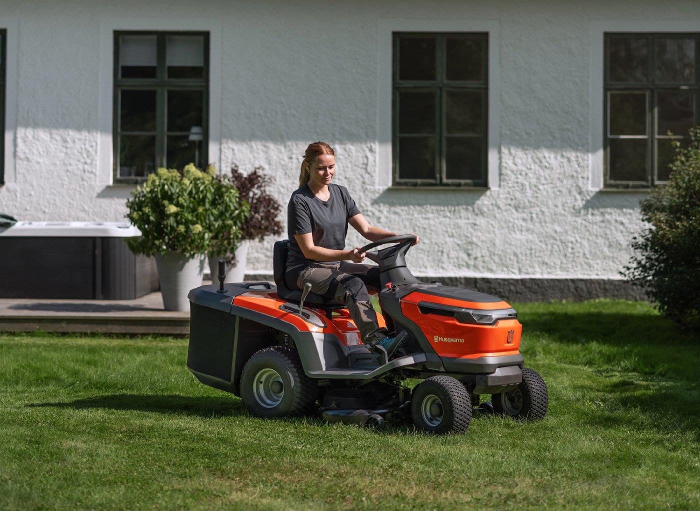Husqvarna Akku-Rasentraktor TC 100i – Modell 2025-Neu – Bild 5