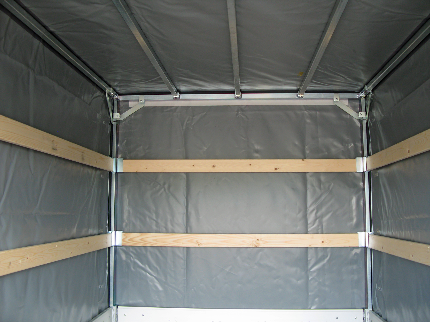 Hapert Azure H-2 – 2000 – 2800 x 1800 Hochplane – niedriges Fahrwerk – Bild 3