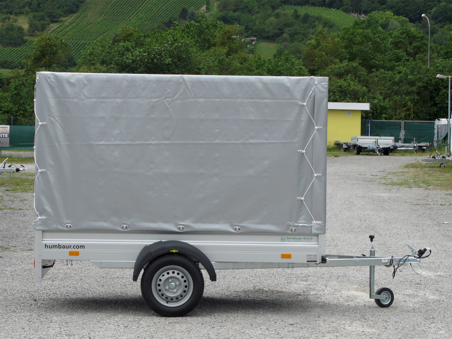 Humbaur HA752513 KV Hochwertiger Planenaufbau (1600 mm Innenhöhe) – Bild 2