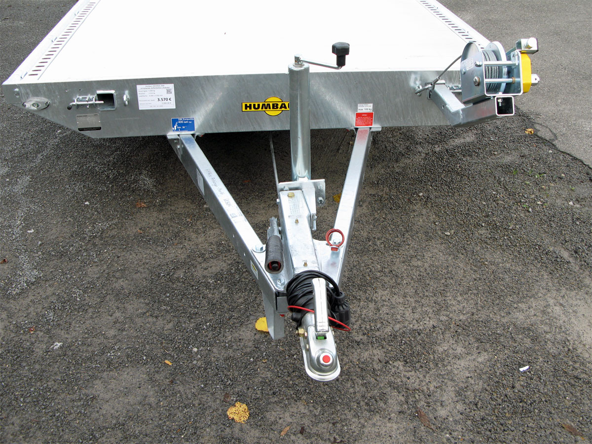 Humbaur Universal 3000 Seilwinde, Auffahrbohlen u Aluboden – Bild 5