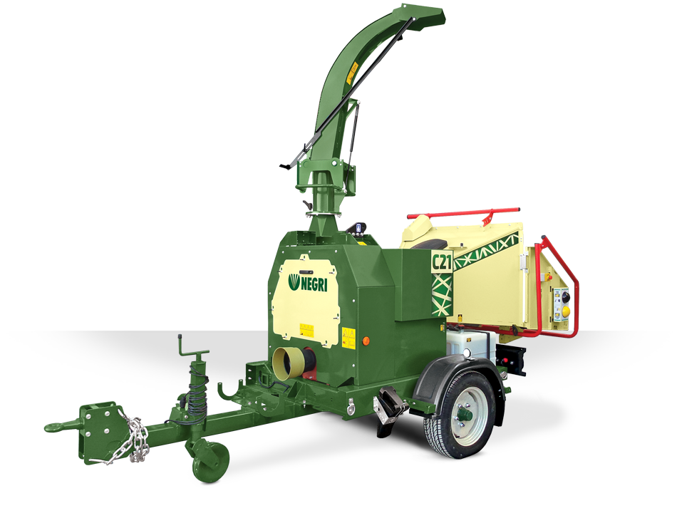 NEGRI Holzhäcksler C21 / Häcksler mit Straßenfahrwerk für Traktor