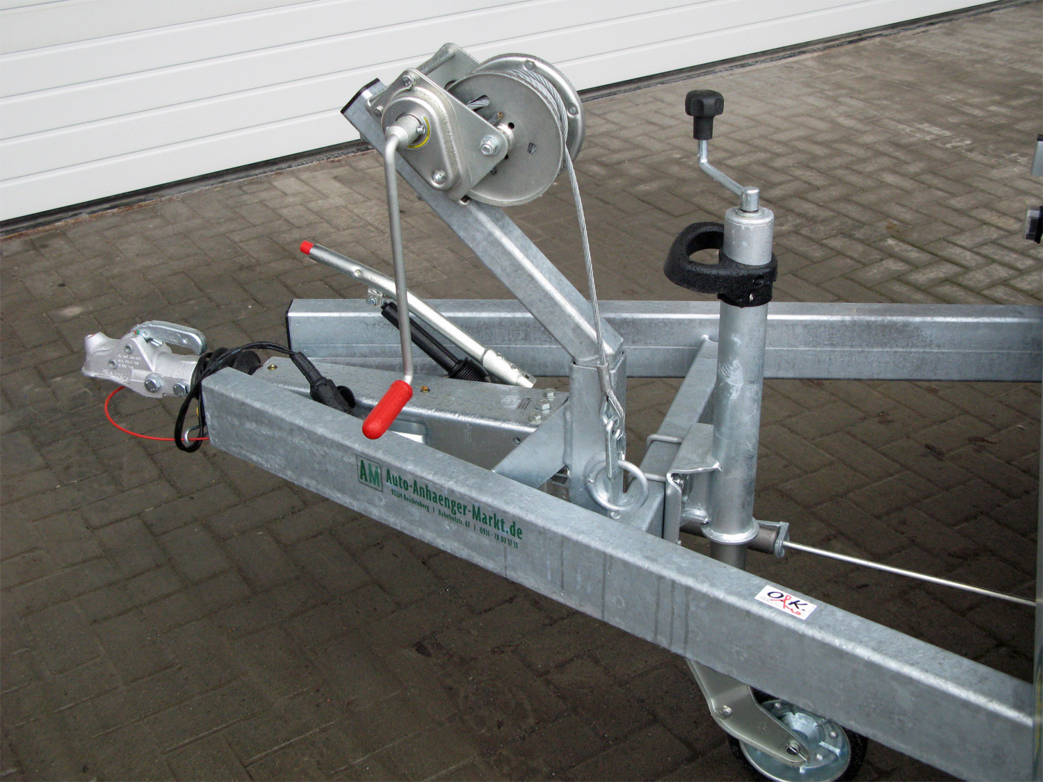 Unsinn UF 4220-35-13 Auffahrschienen und Winde – Bild 2